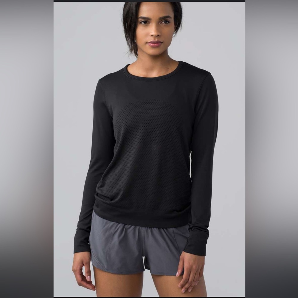 Lululemon Breeze By Longs sleeve